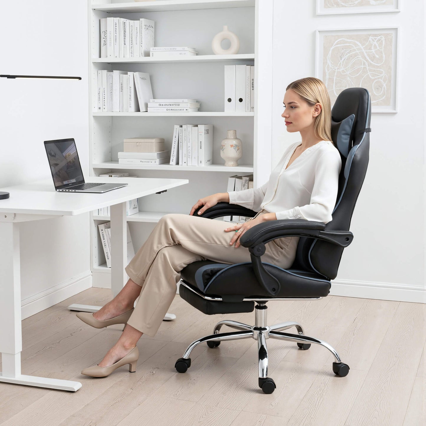 Sweetcrispy Gaming Chair with Footrest Upholstered Armrests for Home Office
